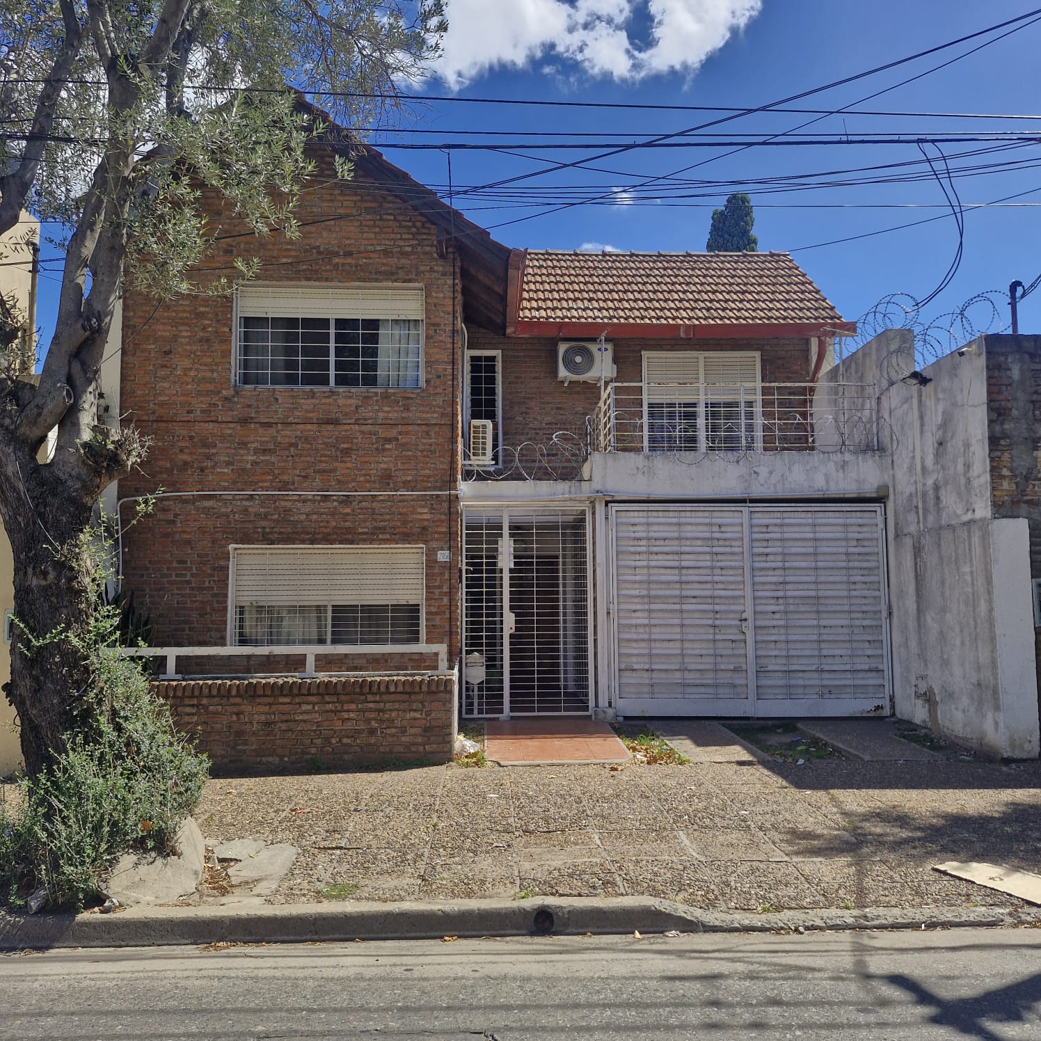 Casa 5 Ambientes a La Venta en Villa Maipu